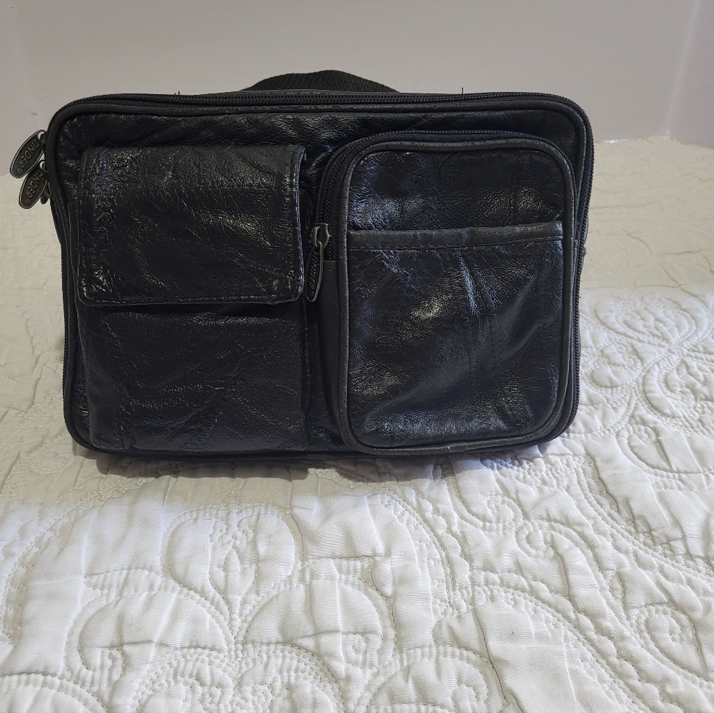Tinder Black Leather Travel Fannie Bag Adjustable Waist Strap